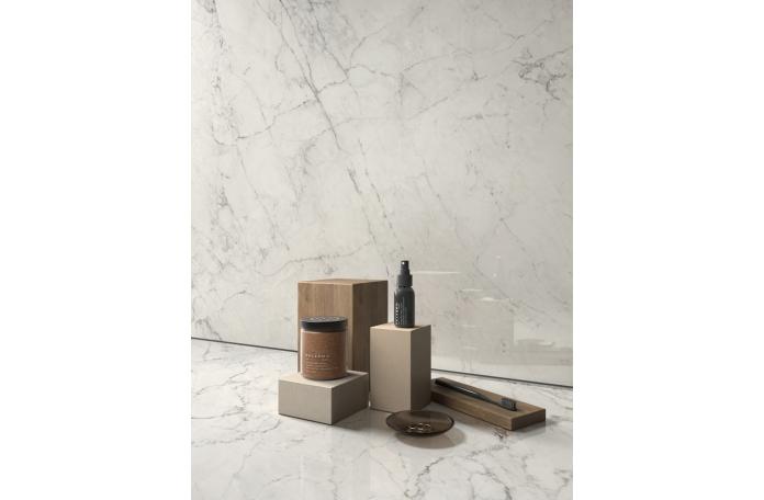 Гранитогрес Aesthetica Calacatta Extra White 60/120см гланц